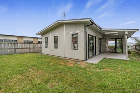 Photo of property in 177 Lakes Boulevard, Pyes Pa, Tauranga, 3112