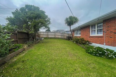Photo of property in 10 Gilliam Street, New Lynn, Auckland, 0600
