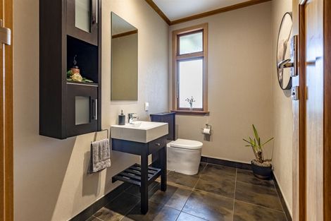 Photo of property in 1387 Colyton Road, Ashhurst, Palmerston North, 4470