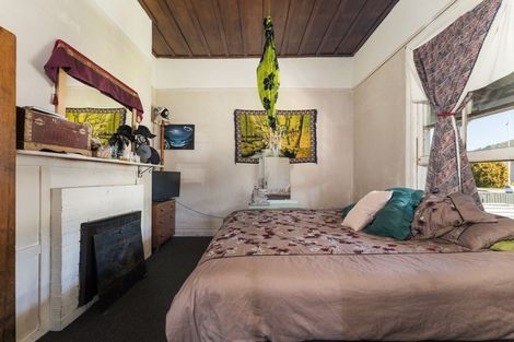 Photo of property in 10 Market Street, Picton, 7220