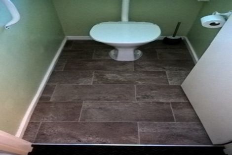 Photo of property in 98 Roberts Line, Kelvin Grove, Palmerston North, 4414