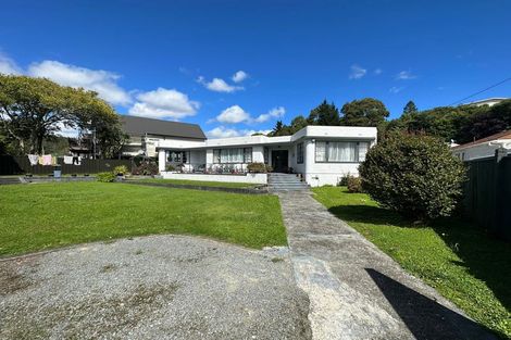Photo of property in 22 Stokes Valley Road, Stokes Valley, Lower Hutt, 5019