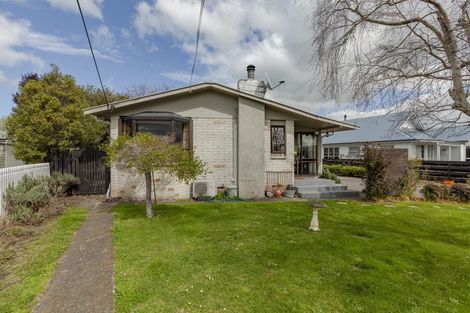 Photo of property in 11 Woburn Street, Waipukurau, 4200