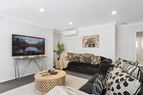 Photo of property in 19 Puhirake Crescent, Pyes Pa, Tauranga, 3112