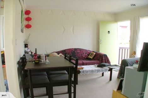 Photo of property in 19a Nutsey Avenue, Northcote, Auckland, 0627