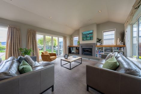 Photo of property in 26 Lawson Burrows Crescent, Te Anau, 9600