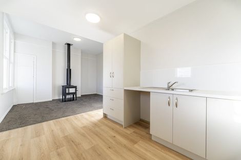 Photo of property in 92-98 High Street, Waimate, 7924