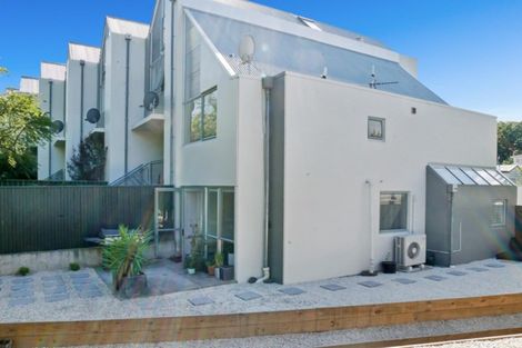 Photo of property in 9/86 Brockworth Place, Riccarton, Christchurch, 8011