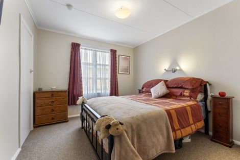 Photo of property in 8 Hulke Street, Foxton, 4814