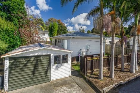 Photo of property in 2/85 Eskdale Road, Birkdale, Auckland, 0626