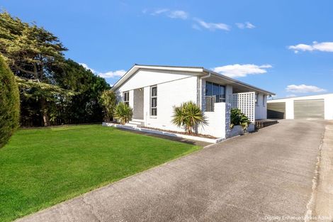 Photo of property in 35 Camellia Avenue, Bell Block, New Plymouth, 4312