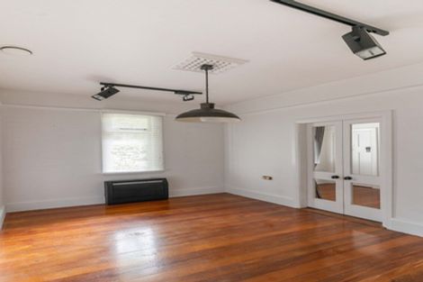 Photo of property in 85 Office Road, Merivale, Christchurch, 8014