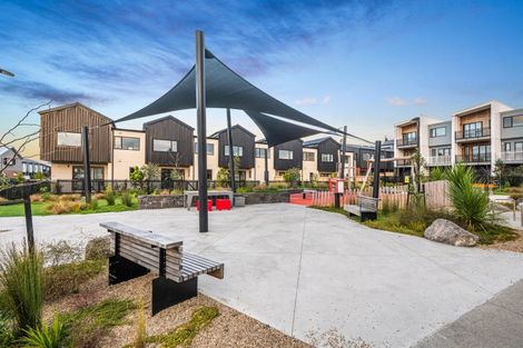 Photo of property in 13 Tokarewa Close, Mount Wellington, Auckland, 1062