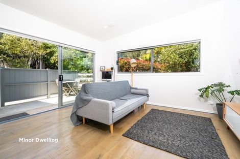 Photo of property in 24a Cambridge Road, Riverhead, 0820