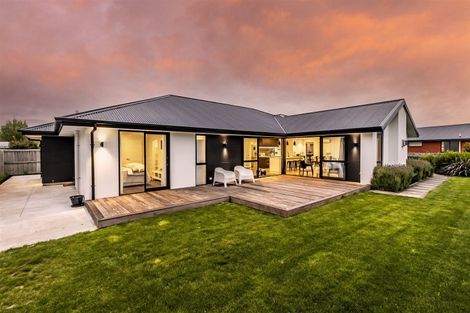 Photo of property in 6 Peso Place, Prebbleton, 7604