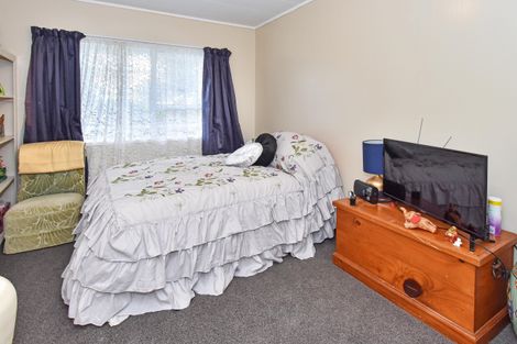 Photo of property in 20 Rukumoana Place, Clendon Park, Auckland, 2103