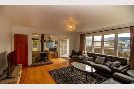 Photo of property in 37 Goldfinch Street, Ohakune, 4625