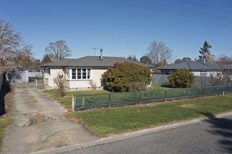 Photo of property in 18 Montrose Avenue, Culverden, 7392
