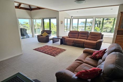 Photo of property in 19 Loris Place, Karoro, Greymouth, 7805