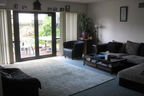 Photo of property in 51a Gray Avenue, Mangere East, Auckland, 2024
