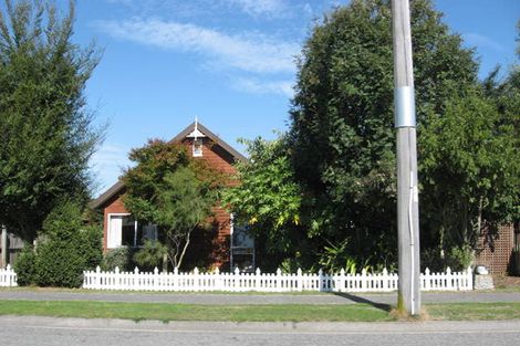 Photo of property in 27 Nixon Street, Tinwald, Ashburton, 7700