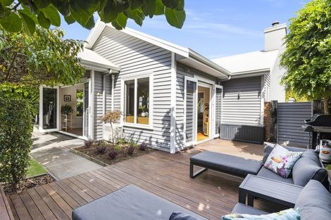 Photo of property in 21 Redhaven Place, Bethlehem, Tauranga, 3110