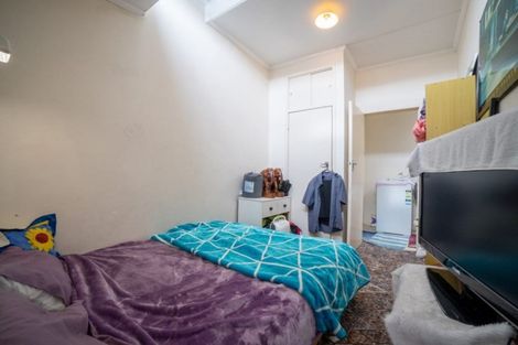 Photo of property in 90 Victoria Avenue, Palmerston North, 4410