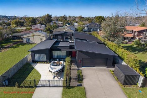 Photo of property in 3 Ardlui Avenue, Manly, Whangaparaoa, 0930