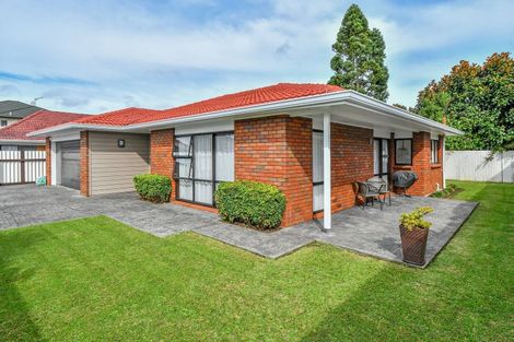 Photo of property in 2/13 Maunu Road, Papatoetoe, Auckland, 2025