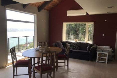 Photo of property in 39 Robieson Street, Roseneath, Wellington, 6011