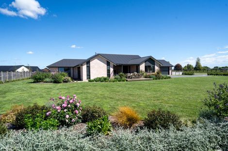 Photo of property in 39 Sunline Drive, Leamington, Cambridge, 3432