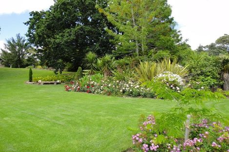 Photo of property in 931 State Highway 1, Oakleigh, Whangarei, 0171