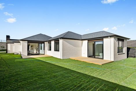 Photo of property in 169 Cumberland Drive, Flagstaff, Hamilton, 3210