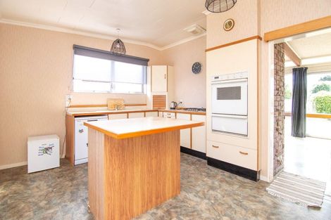 Photo of property in 8 Kimberley Grove, Westbrook, Palmerston North, 4412