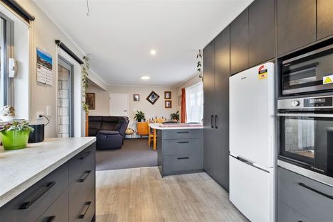 Photo of property in 28 Balmoral Street, Culverden, 7392