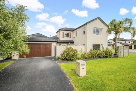 Photo of property in 18 Greenbrooke Drive, Flat Bush, Auckland, 2016