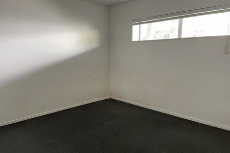 Photo of property in 2/222 Albany Highway, Schnapper Rock, Auckland, 0632