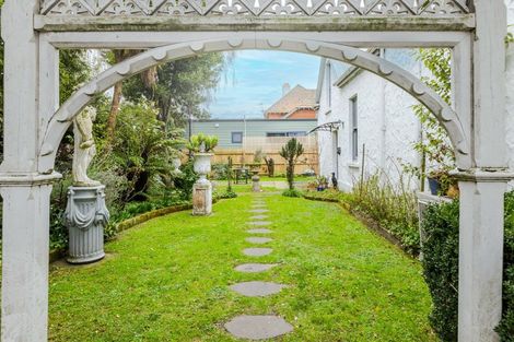 Photo of property in 54 Eastbourne Street, Caversham, Dunedin, 9012