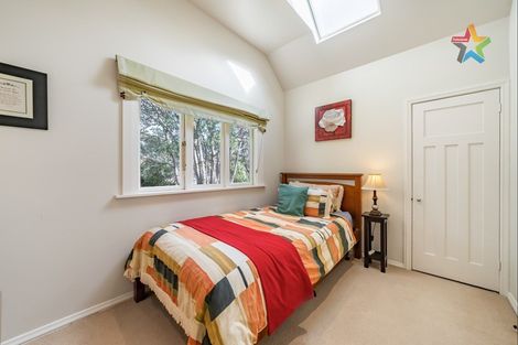 Photo of property in 7 Hinau Street, Woburn, Lower Hutt, 5010