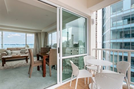 Photo of property in 28/12 Maunganui Road, Mount Maunganui, 3116