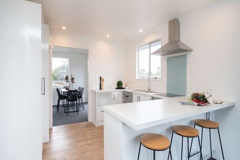 Photo of property in 6 Capri Place, Awapuni, Palmerston North, 4412