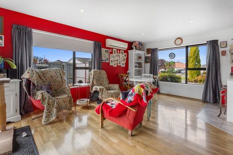 Photo of property in 11 Blakeley Place, Kaiapoi, 7630