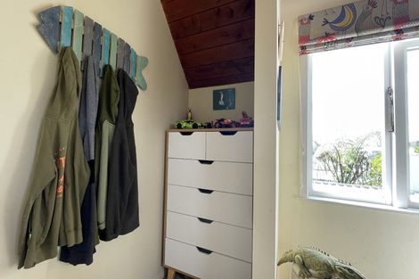 Photo of property in 73 Glen Road, Raumati South, Paraparaumu, 5032