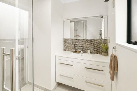 Photo of property in 11a Higginson Road, Ngahinapouri, Hamilton, 3290