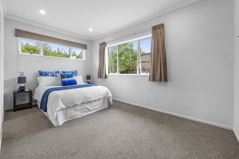 Photo of property in 5 Malbec Place, Huapai, Kumeu, 0810
