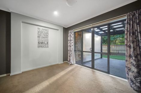 Photo of property in 42 Ysabel Crescent, The Gardens, Auckland, 2105