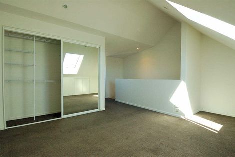 Photo of property in 20/10 North Avon Road, Richmond, Christchurch, 8013