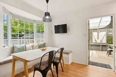 Photo of property in 15 Taioma Crescent, Te Atatu Peninsula, Auckland, 0610