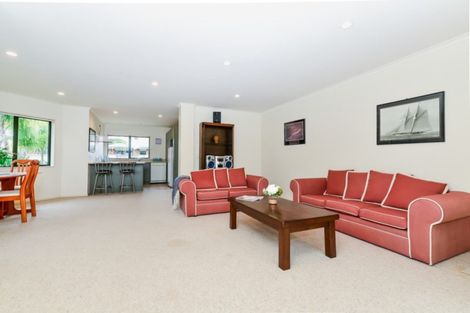 Photo of property in 15 Westminster Place, Rototuna North, Hamilton, 3210