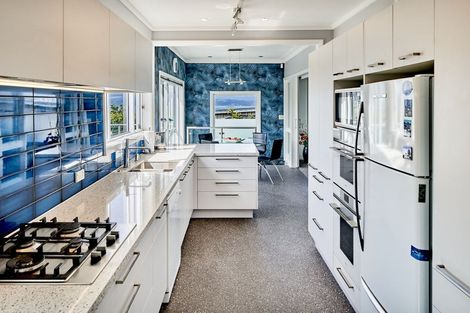 Photo of property in 102 Homebush Road, Khandallah, Wellington, 6035